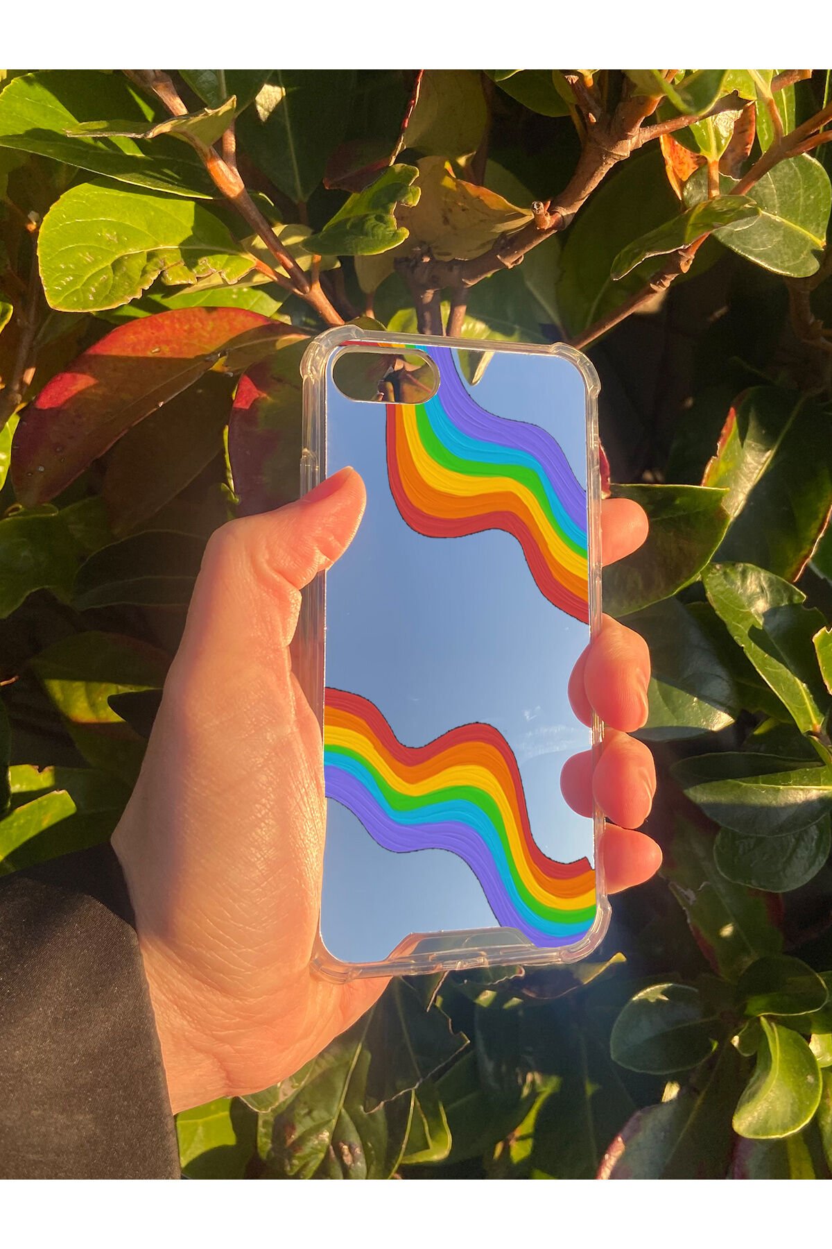 İphone SE 2020 Uyumlu Aynalı Gökkuşağı Desenli Darbe Kamera Korumalı Silikon Telefon Kılıfı