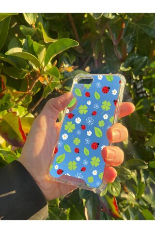 İphone SE 2020 Uyumlu Aynalı Uğurböceği Desenli Darbe Kamera Korumalı Silikon Telefon Kılıfı