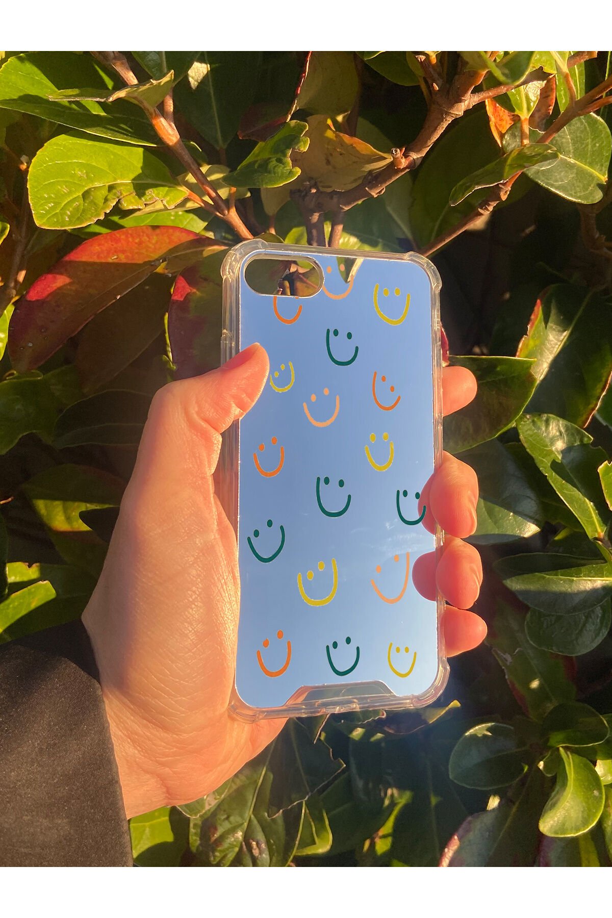 İphone SE Uyumlu Aynalı Gülücük Desenli Darbe Kamera Korumalı Silikon Telefon Kılıfı