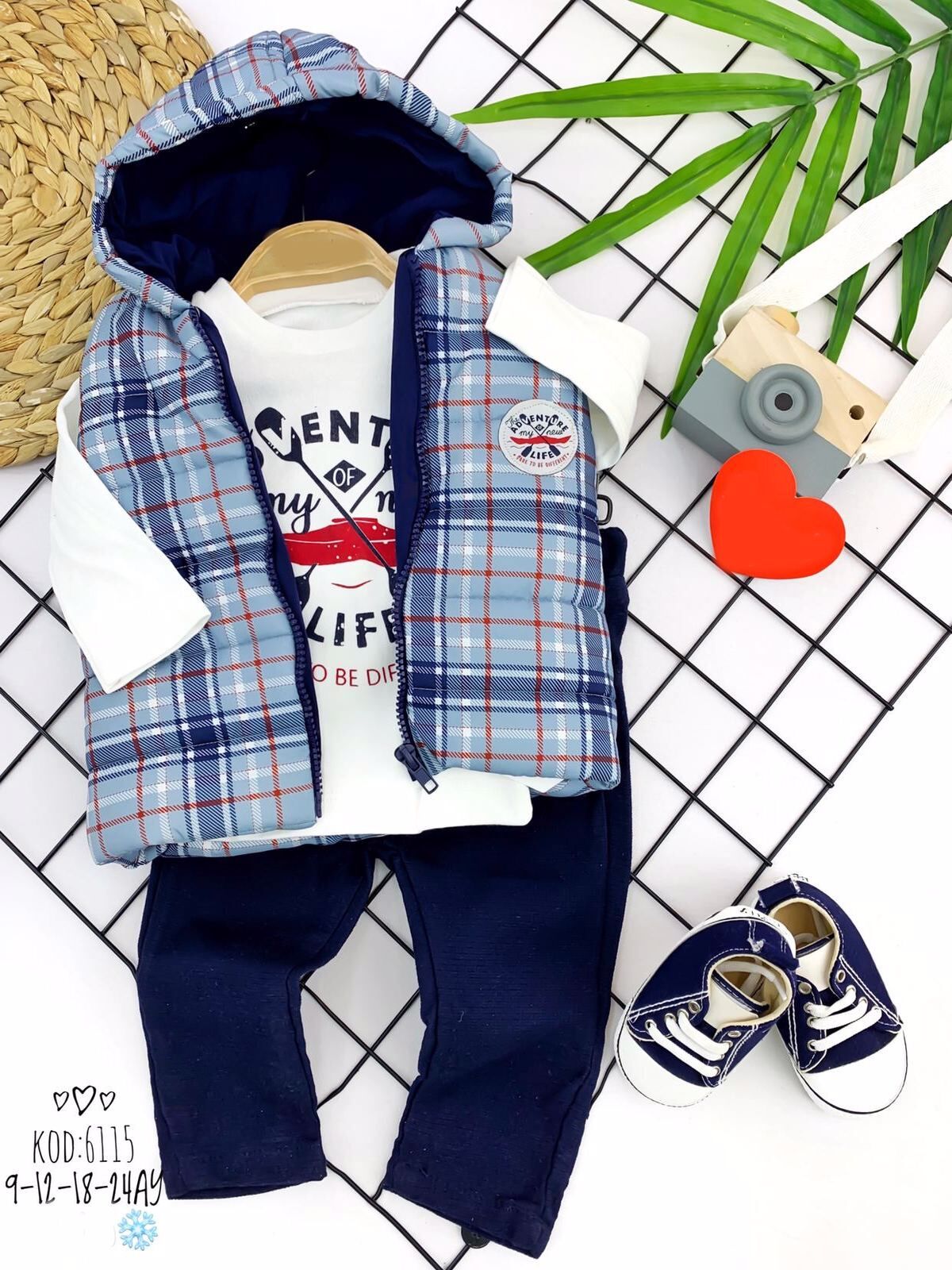 9-12-18-24 Ay Şişme Kapşonlu Yelek Denim Pantolon Baskılı Uzun Kollu Sweat 3lü Erkek Bebek Takımı