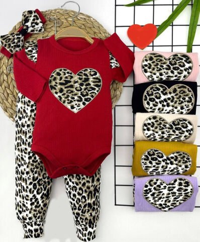 3-6-9-12 Ay Leopar Kalp Desenli Uzun Kollu Body Leopar Pantolon Bandanalı 3lü Kız Bebek Takımı