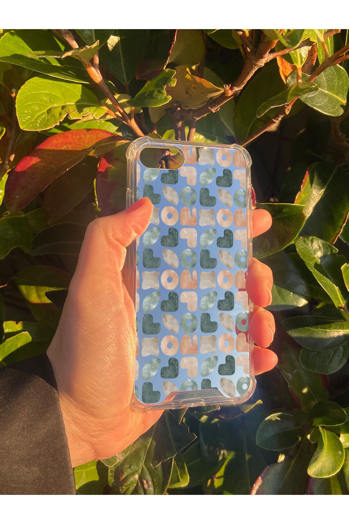 İphone SE 2022 Uyumlu Aynalı Geometrik Desenli Darbe Kamera Korumalı Silikon Telefon Kılıfı