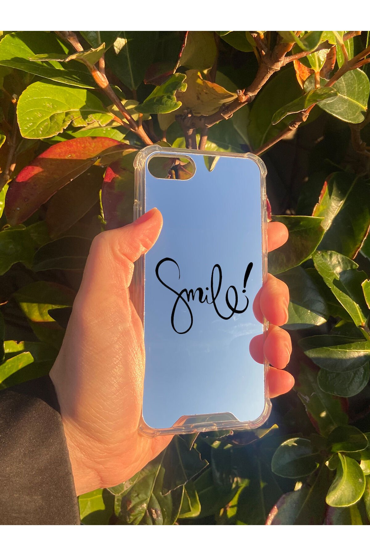 İphone SE 2022 Uyumlu Aynalı Smile Desenli Darbe Kamera Korumalı Silikon Telefon Kılıfı