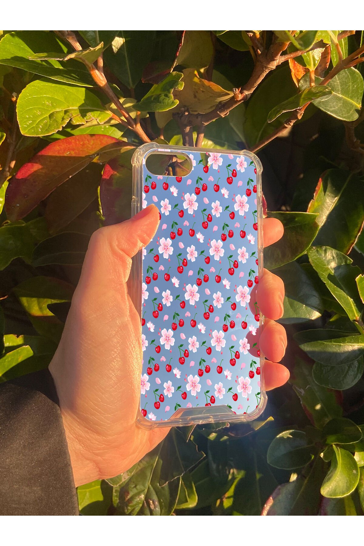 İphone SE 2022 Uyumlu Aynalı Kiraz Desenli Darbe Kamera Korumalı Silikon Telefon Kılıfı