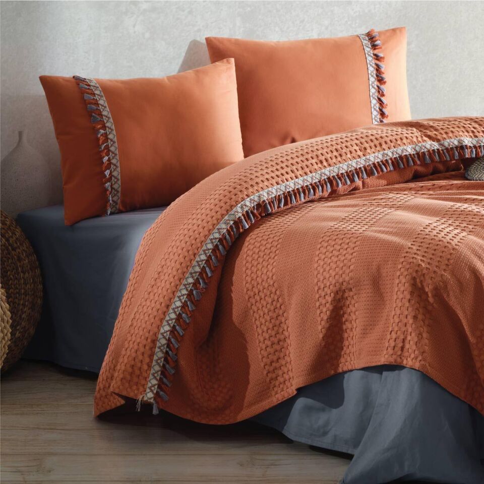 Butik Tek Kişilik Püsküllü Pike Takımı Bohamline V1 Kiremit