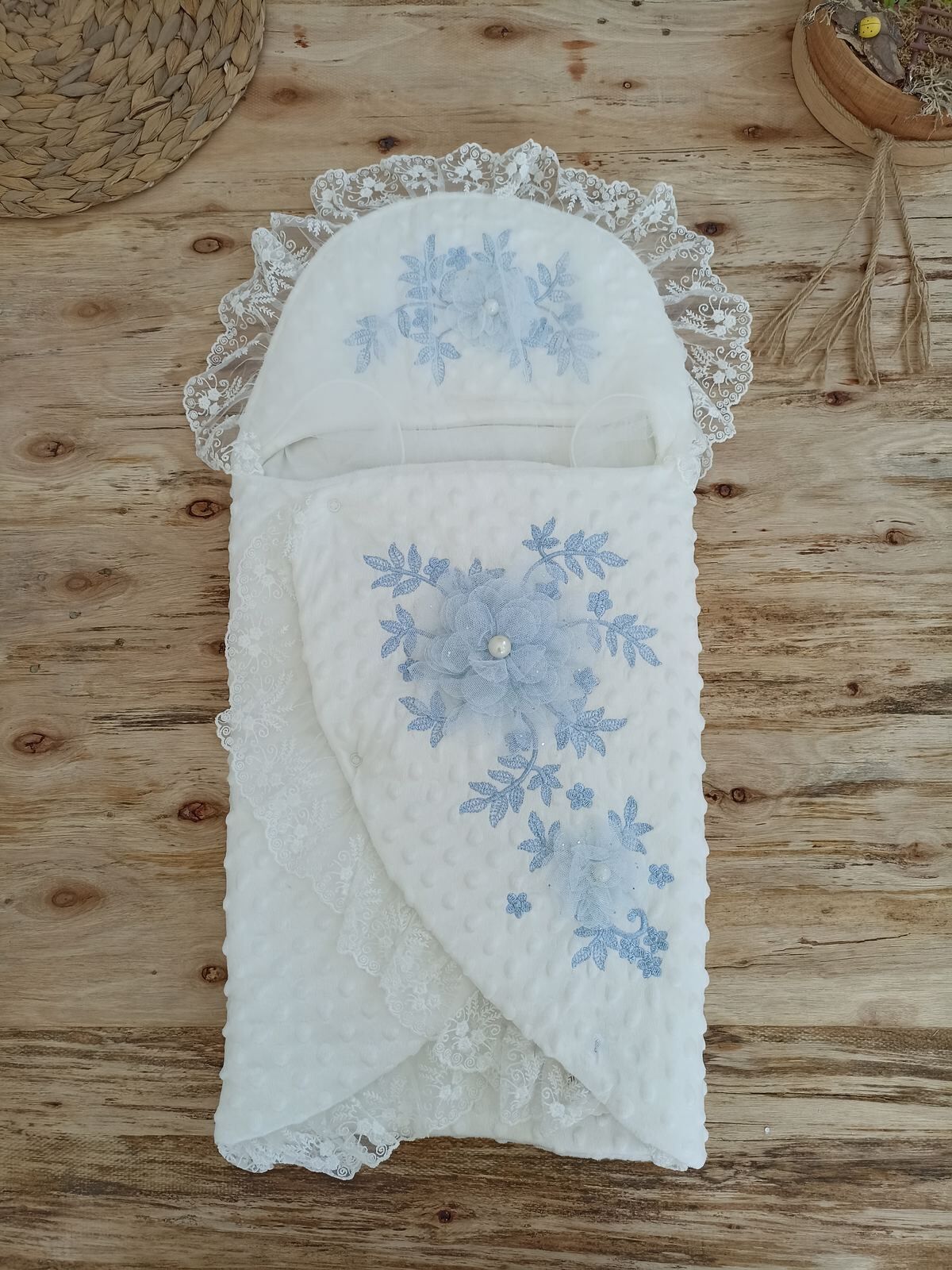 Yenidoğan Topçikli Gül Bahçesi Tül Örtülü Kız Erkek Bebek Klasik Kundak Bebek Battaniyesi